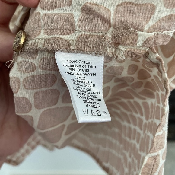 Isaac Mizrahi giraffe Animal Print Top plus size 2X tunic button up - Picture 4 of 7